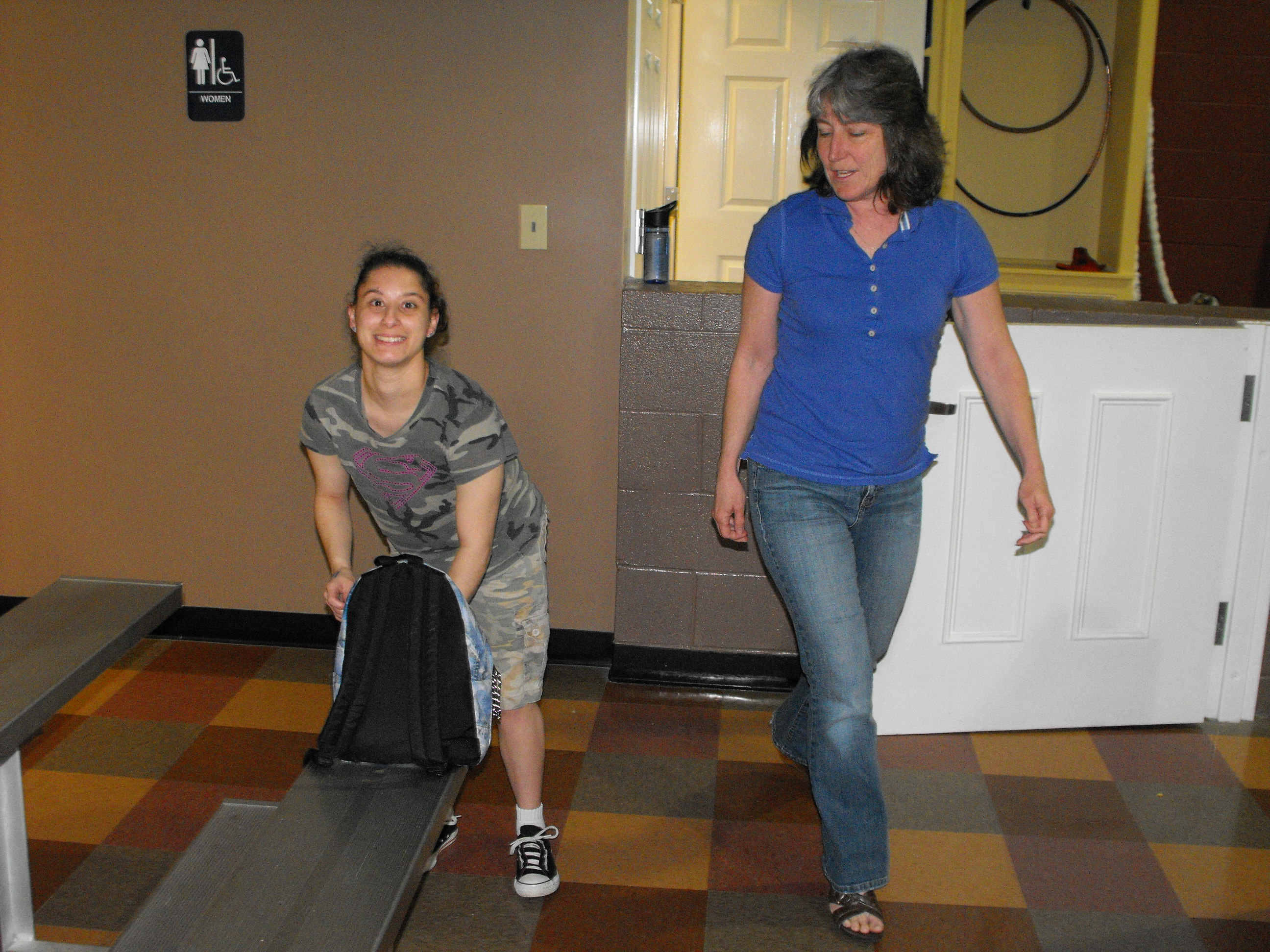 ./2010/Monica's Birthday/Monica 25 party0002.JPG